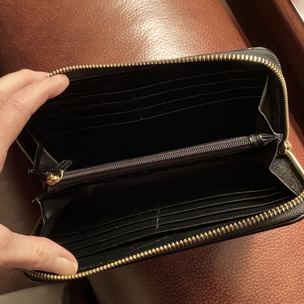 NWOT Brahmin Duxbury Custom Quilted Ivory and Black Satchel and Suri Wallet Set - Picture 6 of 7
